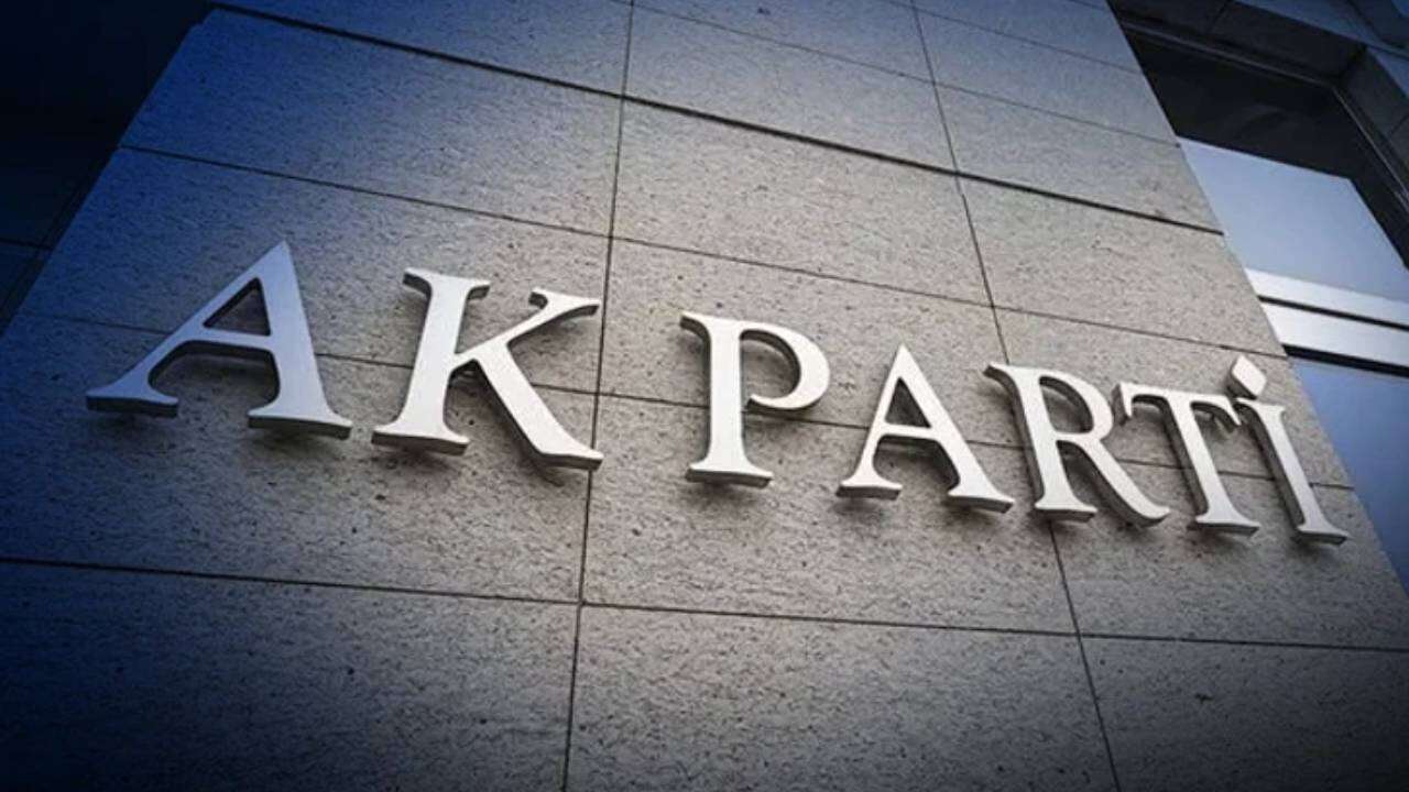 Bu pazar seçim olsa hangi parti kazanır? Son anketten çarpıcı sonuç, zirvedeki parti yüzde 32,4 aldı! 6